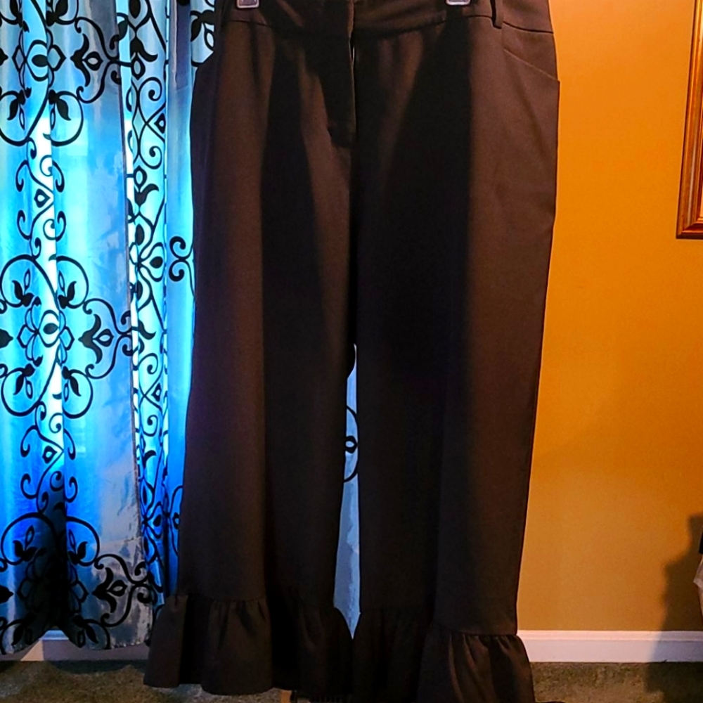 Black midi slacks
